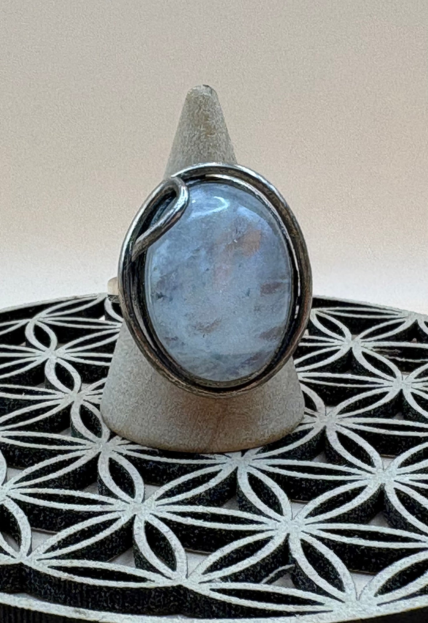 bague pierre de lune blanche – Image 1