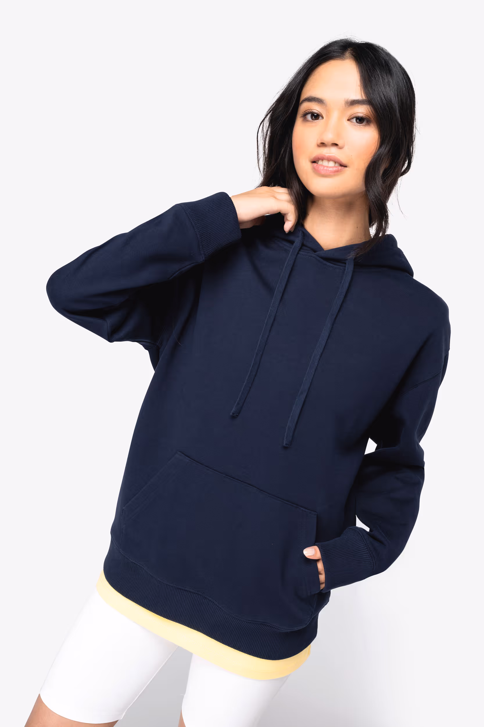 Sweat-shirt écoresponsable à capuche  à épaules tombantes French Terry unisexe – Image 3