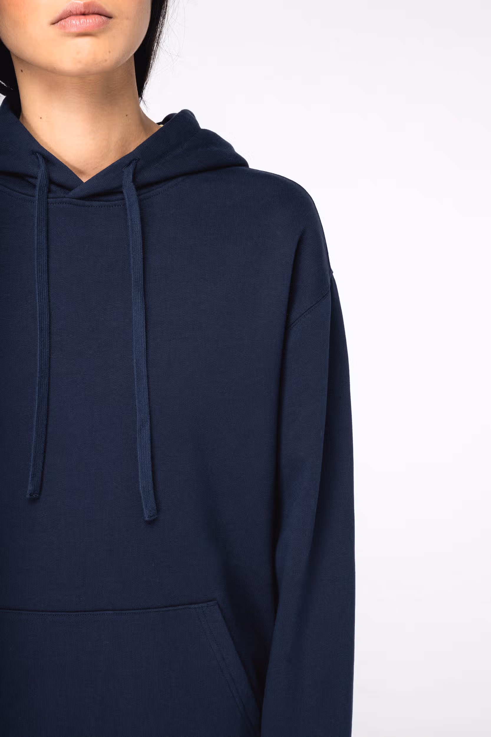 Sweat-shirt écoresponsable à capuche  à épaules tombantes French Terry unisexe – Image 7
